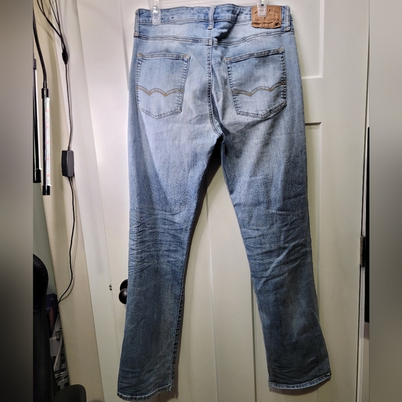 Men 34 x 34 - American Eagle - 360 Extreme Flex / Original Straight Denim Jeans - Picture 4 of 5